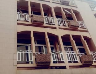 OFFRE VOUS DE CETTE BELLE OPPROTUNITE D'ACHAT DE CE BEAU BATIMENT A GOMBE
